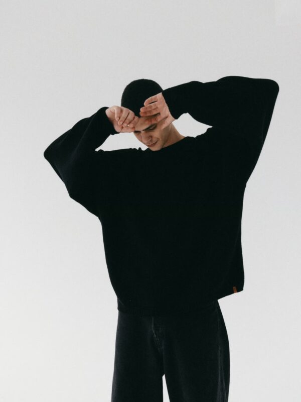 sweter oversize CONSCIOUS STORIES black