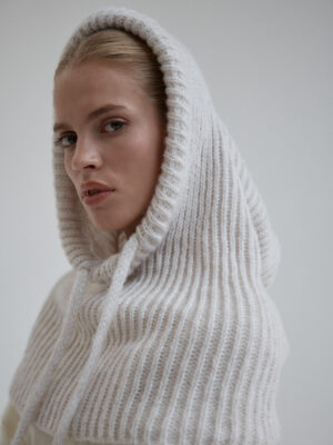 wełniana balaclava AME off-white