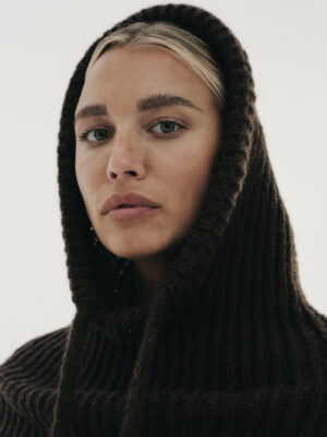 wełniana balaclava AME dark chocolate