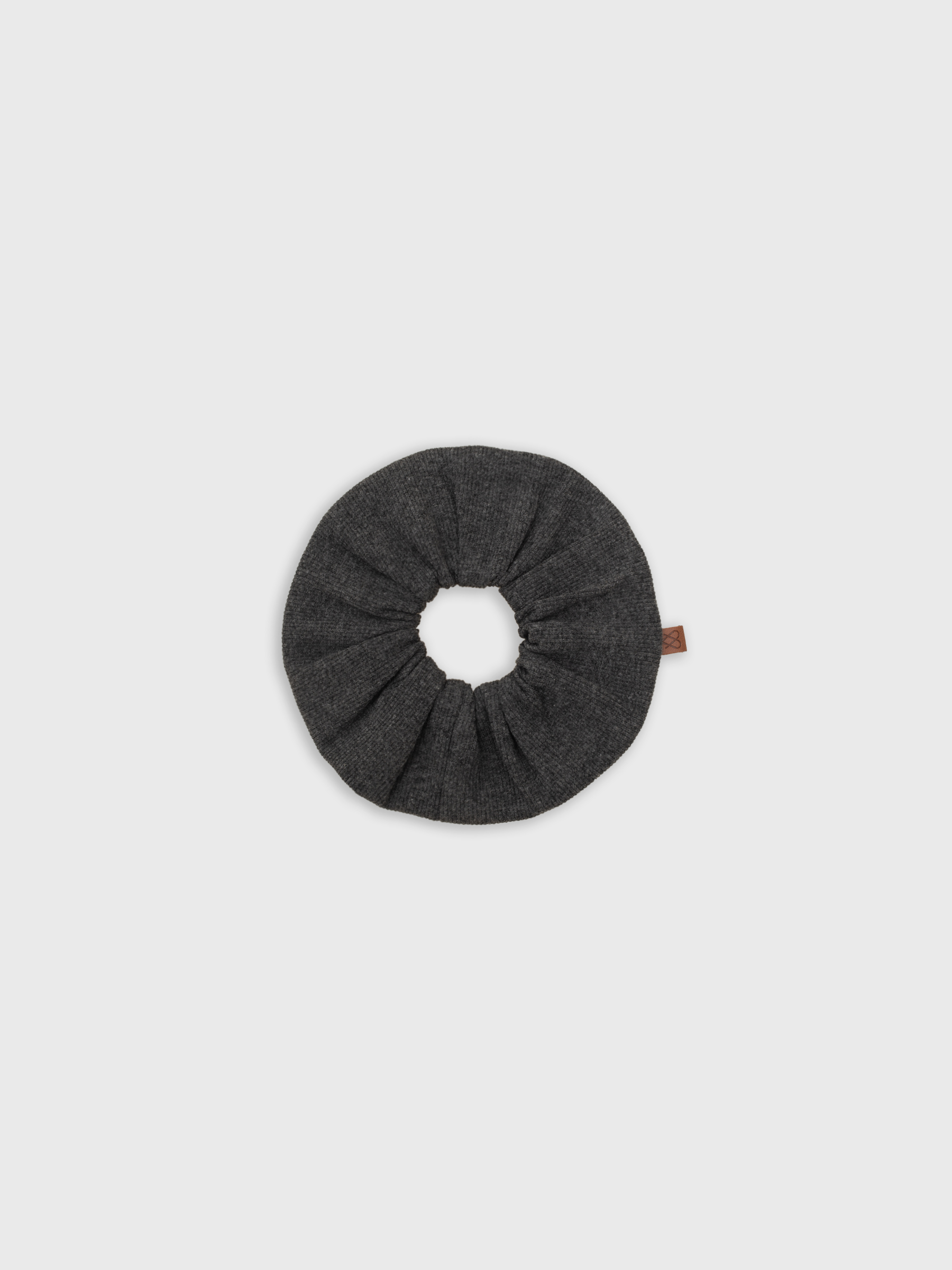 Scrunchie Graphite 01