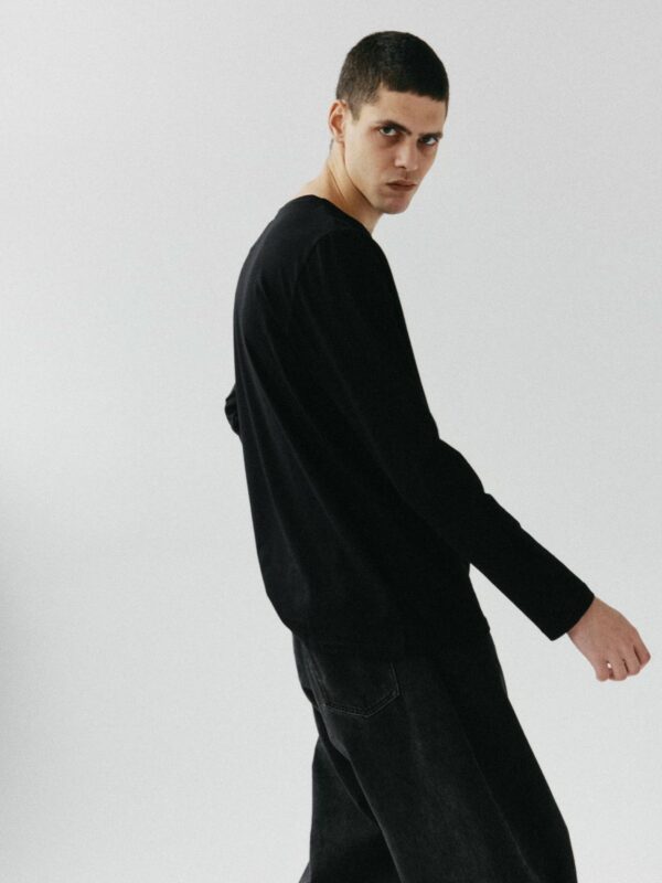 longsleeve BASIC black