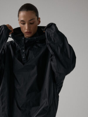 ortalionowa wiatrówka OAME black