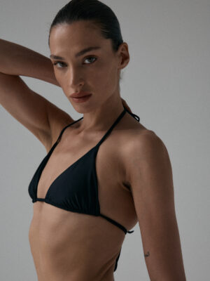 Damski czarny biustonosz kąpielowy