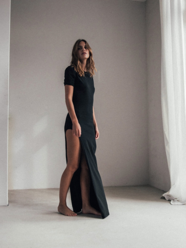 asymetryczna sukienka SIDE SLIT black