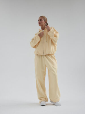 rozpinana bluza oversize typu baloon sleeve z kapturem LE PUMP butter