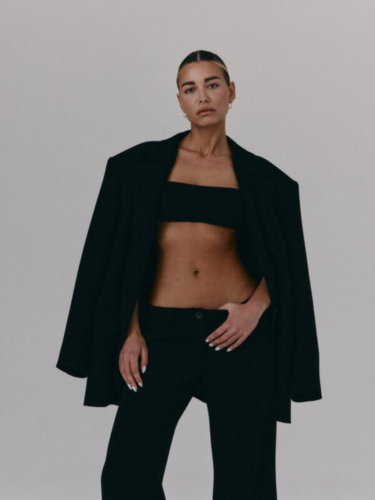 marynarka z poszerzoną linią ramion MAIN black