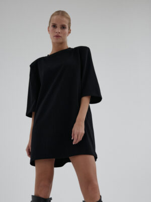 sukienka krótka z poszerzoną linią ramion AYA black
