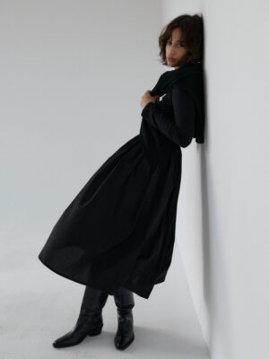 sukienka midi z długim rękawem GIU black