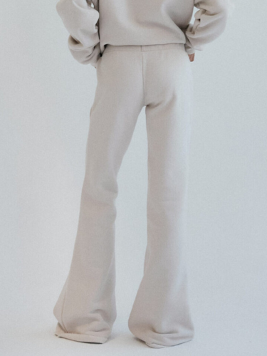 Spodnie dresowe MUUV z niskim stanem