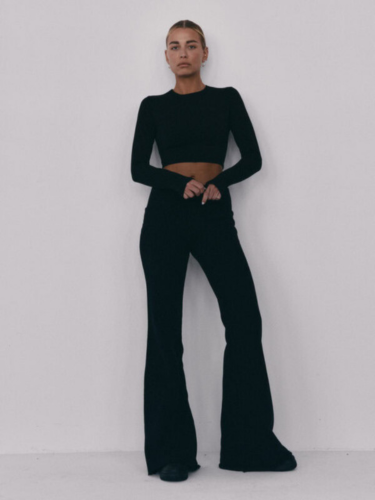 Spodnie dresowe z szerokimi nogawkami