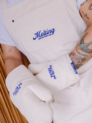 sztruksowy fartuch kuchenny MELTING BUTTER off-white