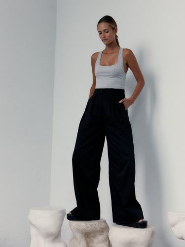 Spodnie z wysokim stanem MUUV