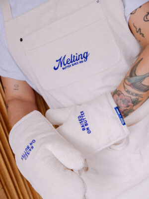 sztruksowy fartuch kuchenny MELTING BUTTER off-white