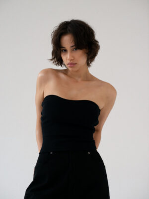 top bez rękawów LINEA black