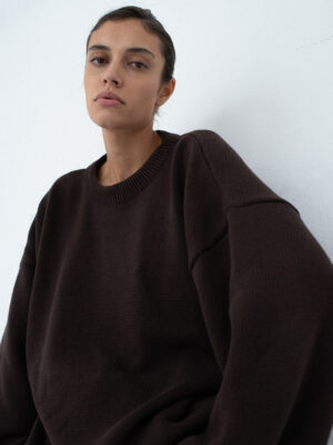 sweter oversize CONSCIOUS STORIES dark chocolate