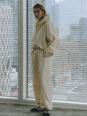 spodnie typu baloon z chrupiącej bawełny FEE butter