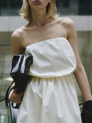 sukienka midi z chrupiącej bawełny MIEL buttermilk