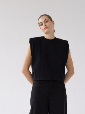 top oversize z poszerzoną linią ramion BLEA black